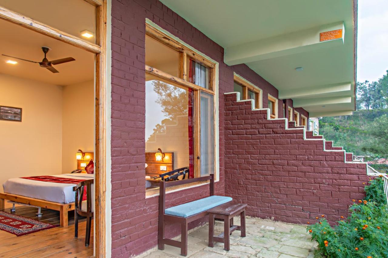 Echor - Yak And Yeti Ranikhet Hotel Almora Exterior foto